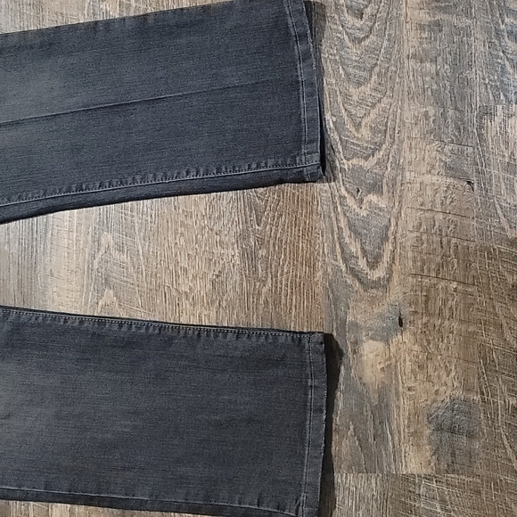 Gently Loved women's jeans by suko jeans size 12 loads of jewels blue/black fade - Picture 2 of 16